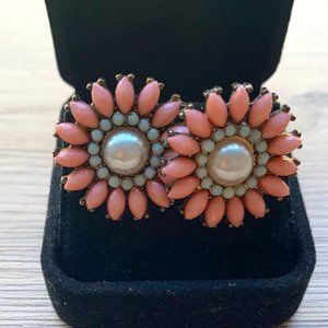 Flower Stud Earrings with Pearl